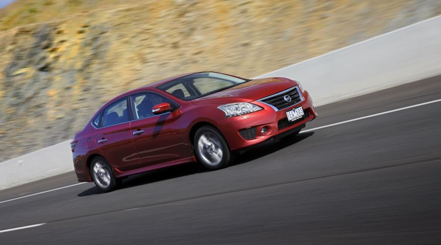  Nissan Pulsar SSS Sedan 2015 года  (фото 11 из 30)